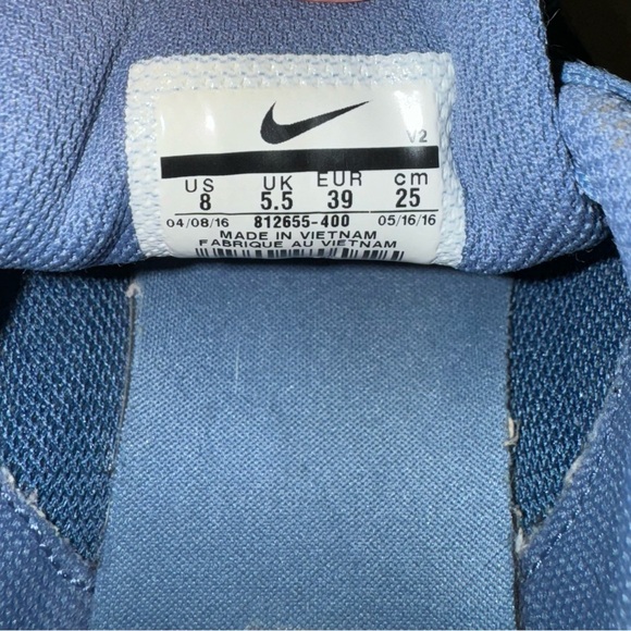 Women’s Nike Tanjun - Picture 3 of 3